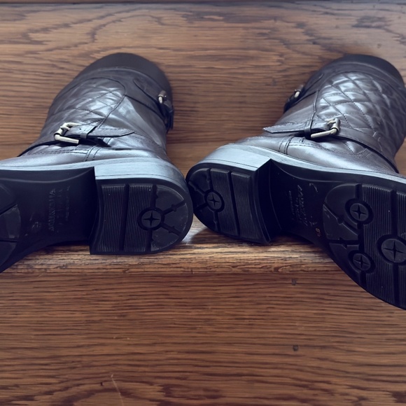 Aquatalia Black Quilted Leather Moto Boot NWOT 8.5 - Picture 7 of 12